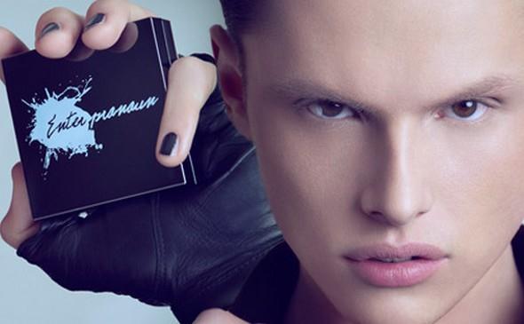 Unisex-make-up zkrášlí naše protějšky