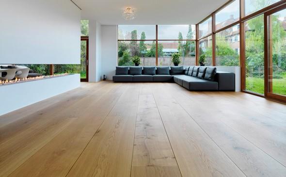 Dřevěné podlahy v moderním interiéru